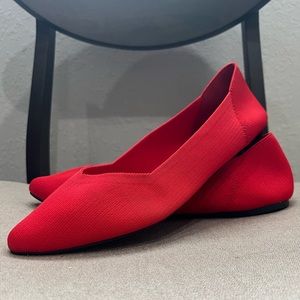 Brand new never worn, w/o box Mia Keri Pointed Toe flats in red size Womens 9